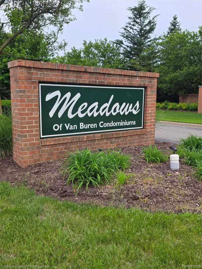 9683 Wildflower Court Van Buren Charter Township MI 48111