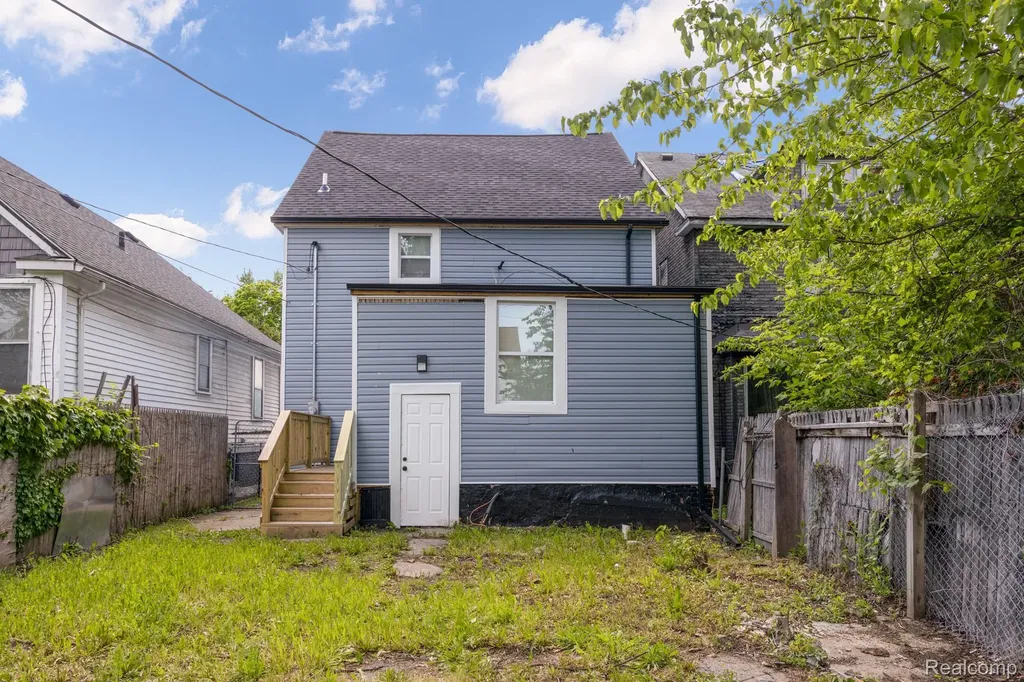5442 Iroquois Street Detroit City MI 48213