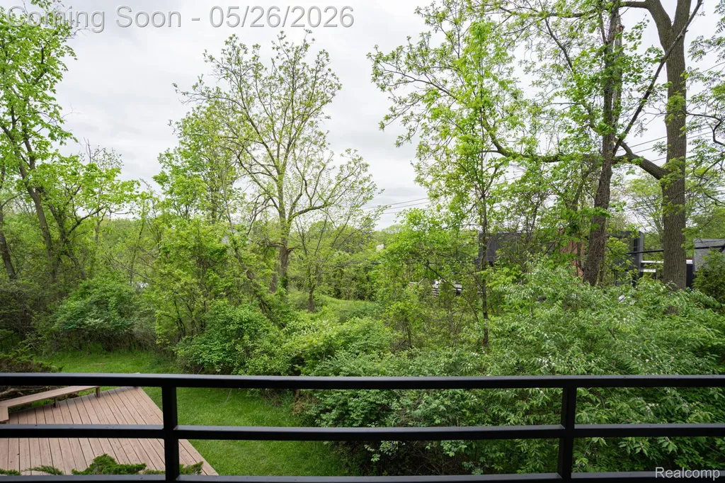 1907 Raymond Place Bloomfield Hills City MI 48302