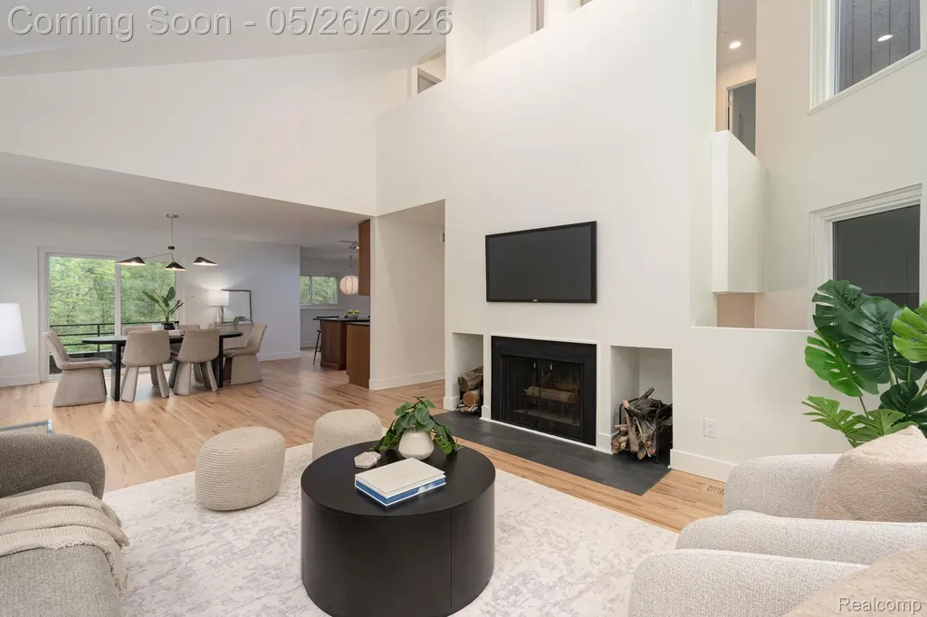 1907 Raymond Place Bloomfield Hills City MI 48302
