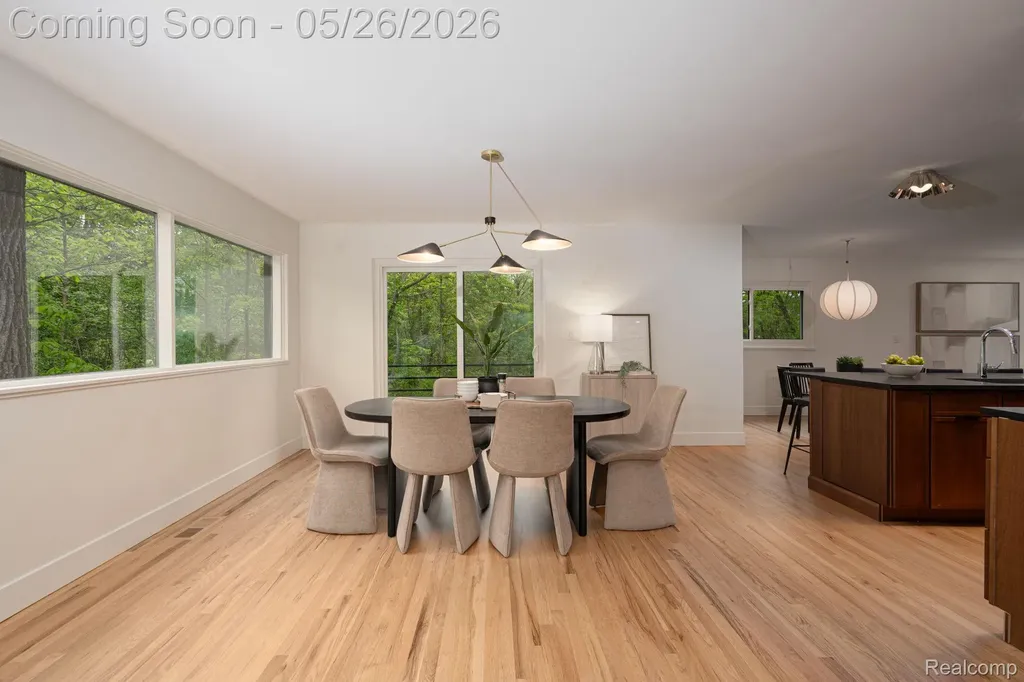 1907 Raymond Place Bloomfield Hills City MI 48302