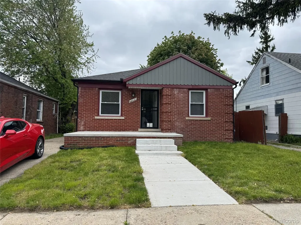 12621 Barlow Street Detroit City MI 48205