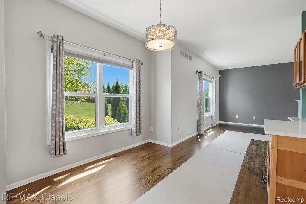 5500 Irene Boulevard White Lake Charter Township MI 48383