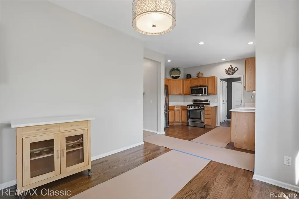 5500 Irene Boulevard White Lake Charter Township MI 48383