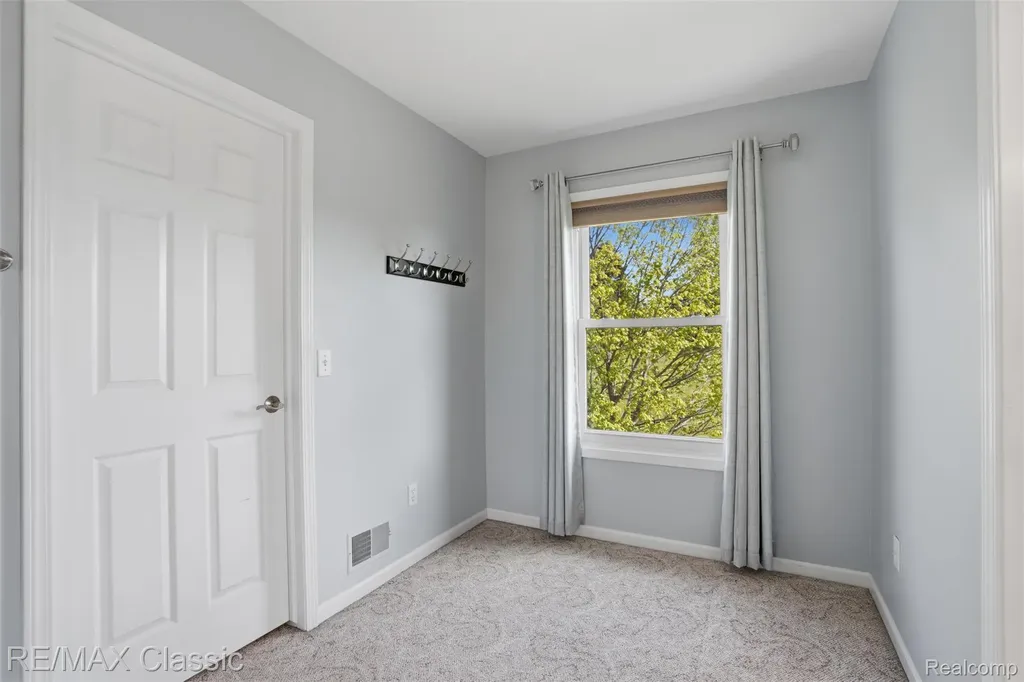 5500 Irene Boulevard White Lake Charter Township MI 48383