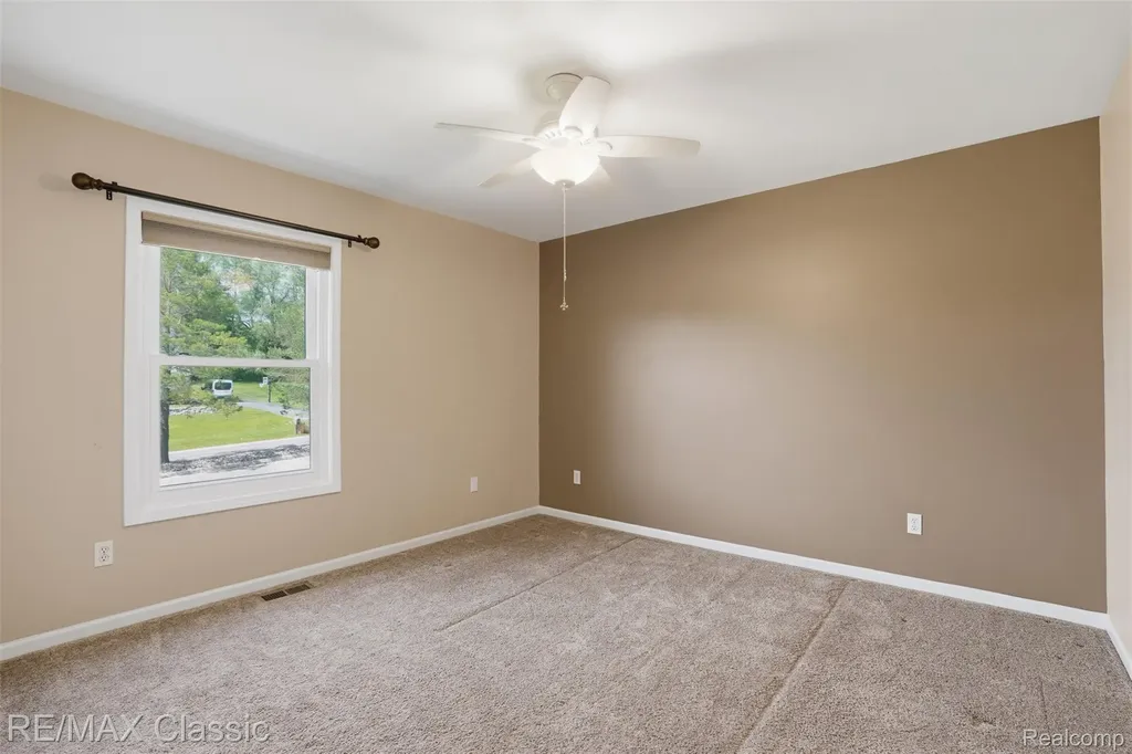 5500 Irene Boulevard White Lake Charter Township MI 48383