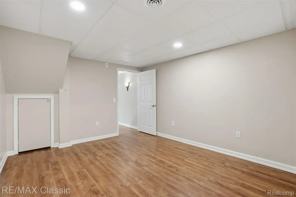 5500 Irene Boulevard White Lake Charter Township MI 48383
