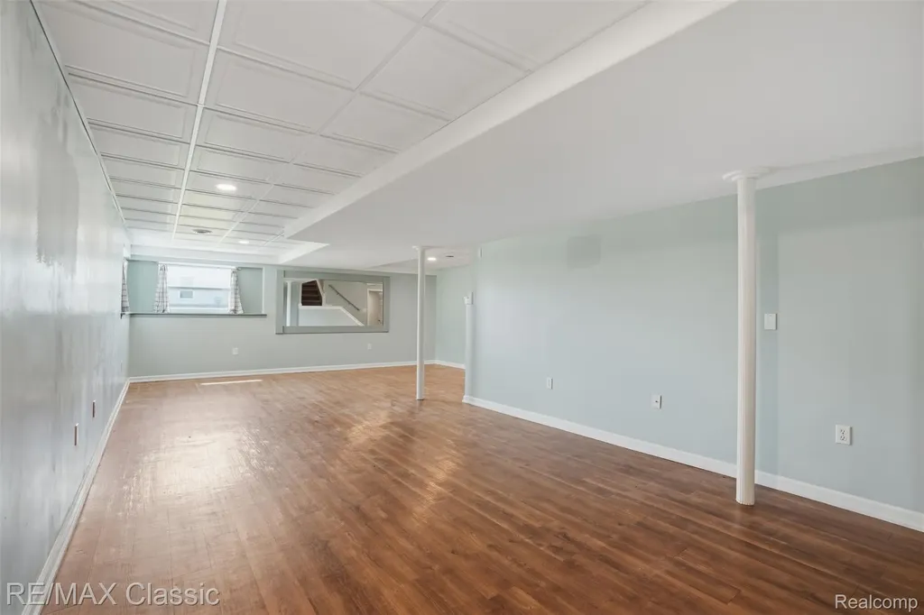 5500 Irene Boulevard White Lake Charter Township MI 48383