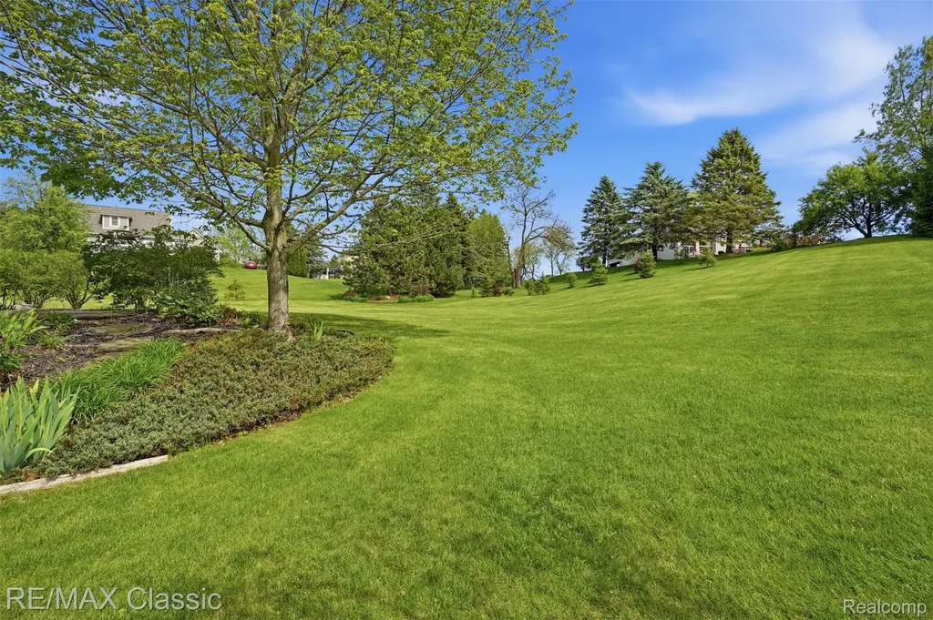 5500 Irene Boulevard White Lake Charter Township MI 48383