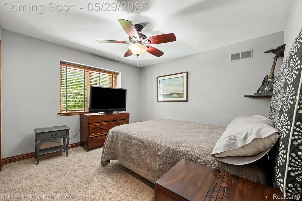 7314 Harrington Drive Hamburg Township MI 48116