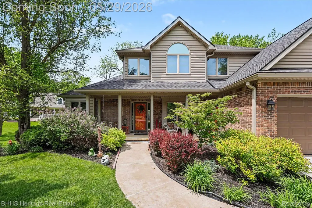 7314 Harrington Drive Hamburg Township MI 48116