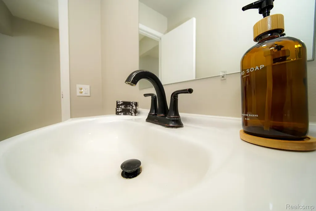 6578 Greene Haven Drive Independence Charter Township MI 48348