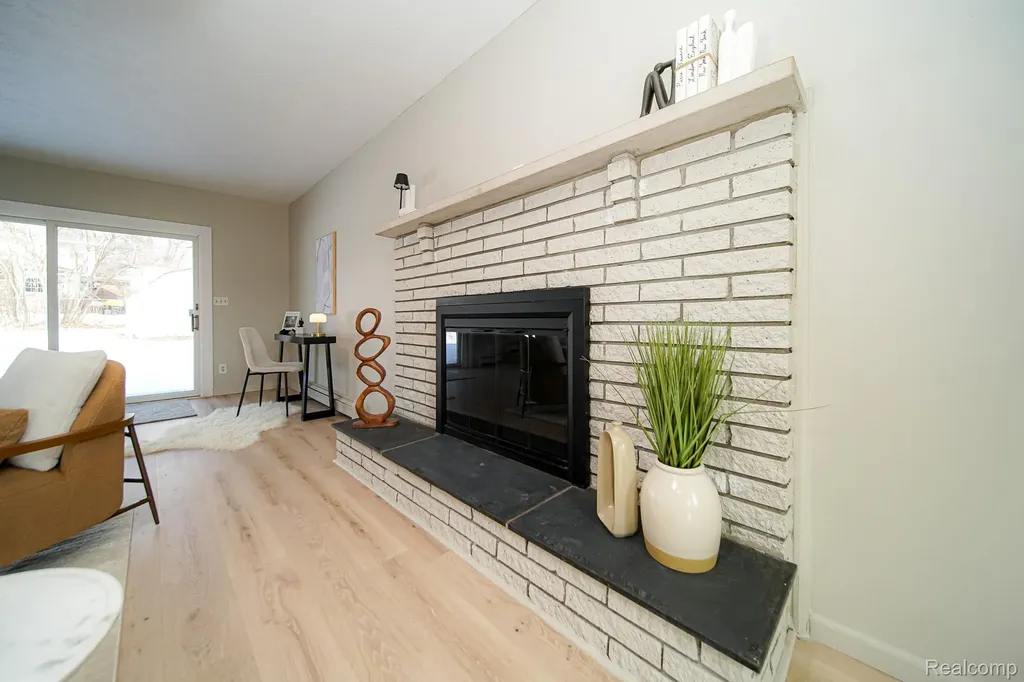6578 Greene Haven Drive Independence Charter Township MI 48348