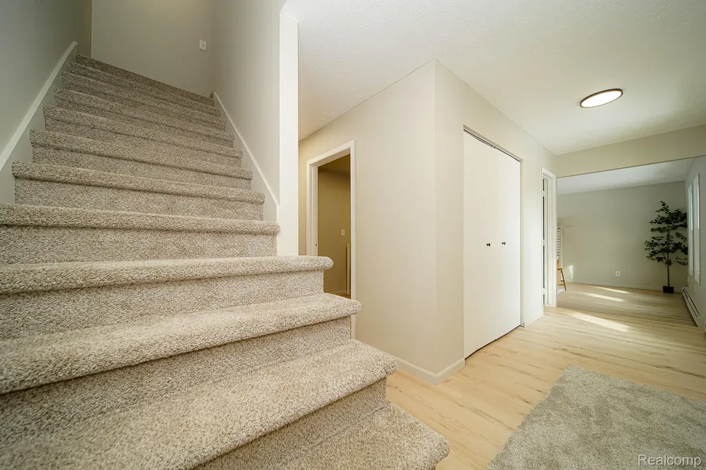 6578 Greene Haven Drive Independence Charter Township MI 48348