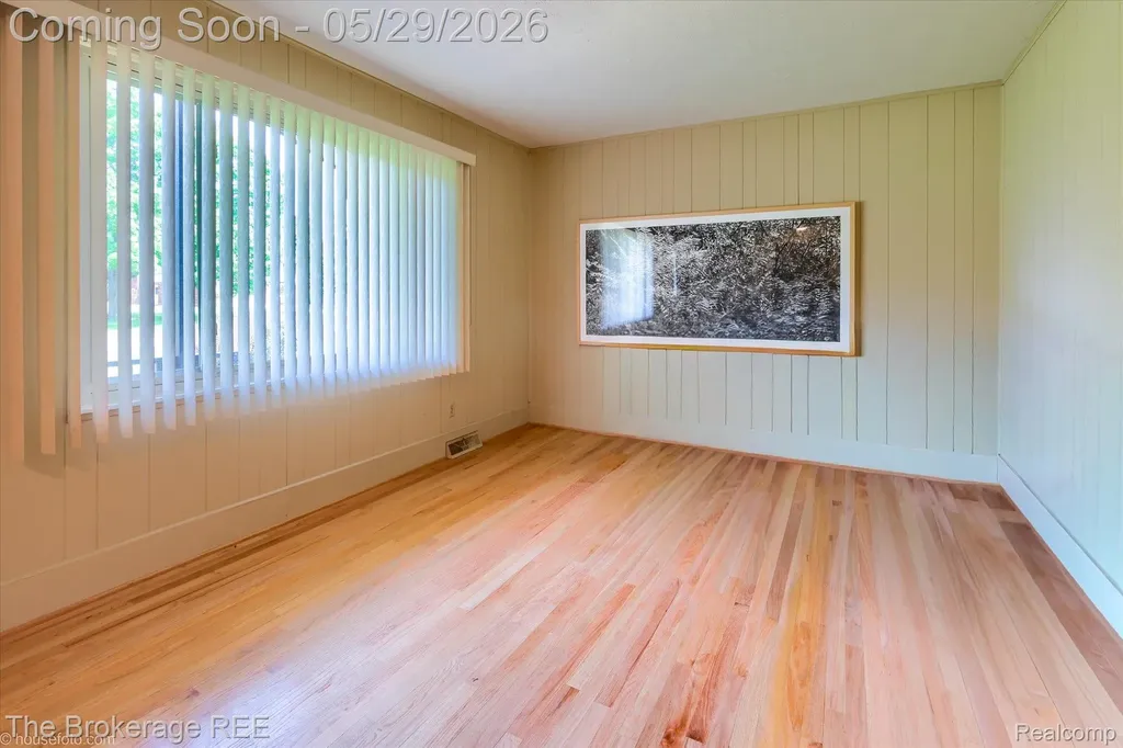 6933 Hubbard Hills Drive Independence Charter Township MI 48348