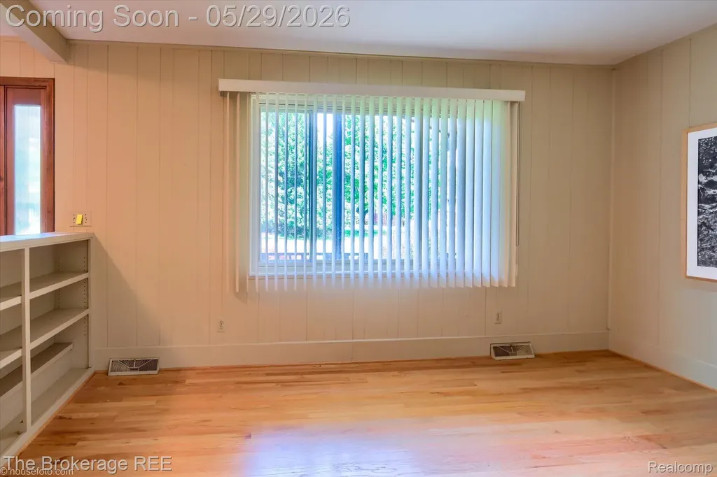 6933 Hubbard Hills Drive Independence Charter Township MI 48348