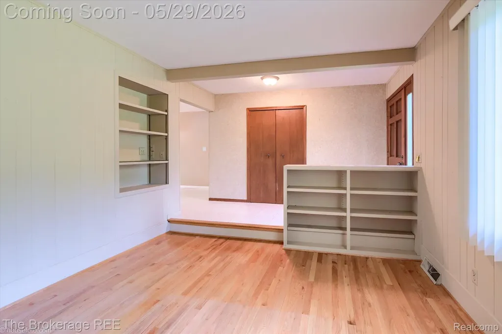 6933 Hubbard Hills Drive Independence Charter Township MI 48348