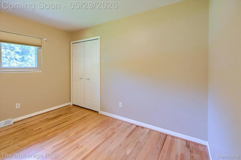 6933 Hubbard Hills Drive Independence Charter Township MI 48348