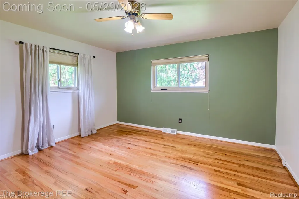 6933 Hubbard Hills Drive Independence Charter Township MI 48348