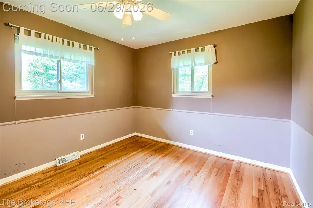6933 Hubbard Hills Drive Independence Charter Township MI 48348