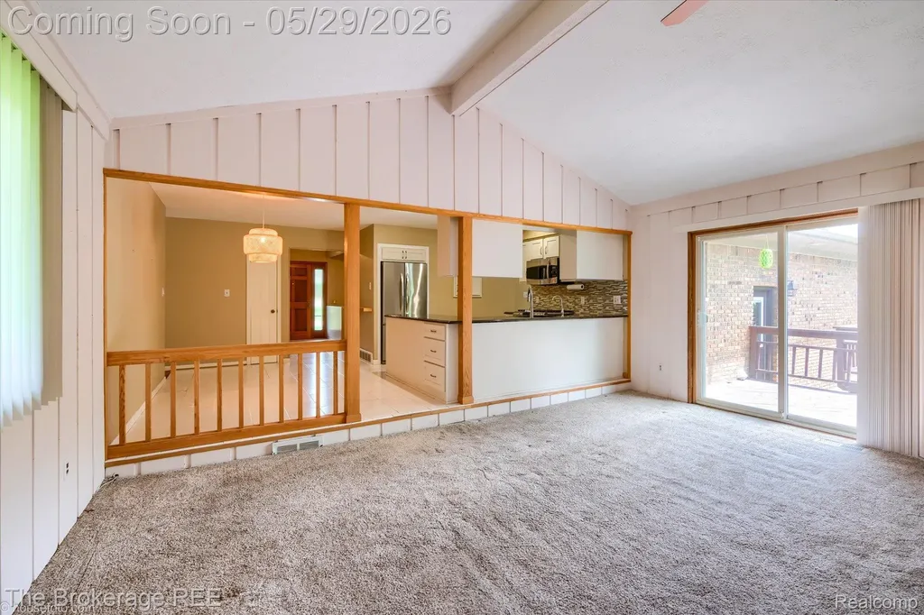 6933 Hubbard Hills Drive Independence Charter Township MI 48348