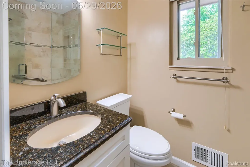 6933 Hubbard Hills Drive Independence Charter Township MI 48348