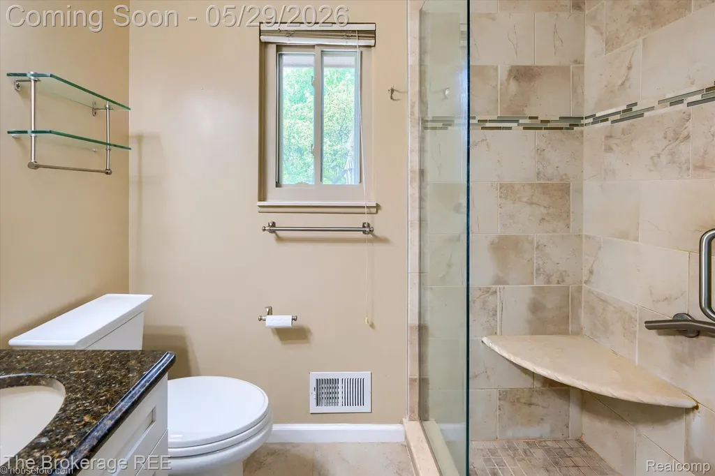 6933 Hubbard Hills Drive Independence Charter Township MI 48348