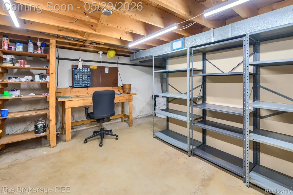 6933 Hubbard Hills Drive Independence Charter Township MI 48348