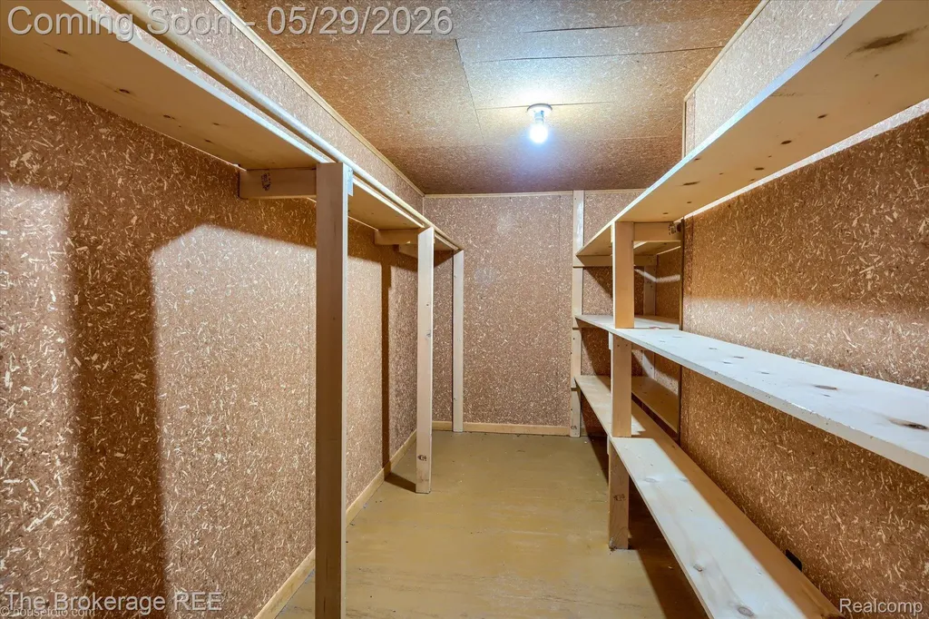 6933 Hubbard Hills Drive Independence Charter Township MI 48348