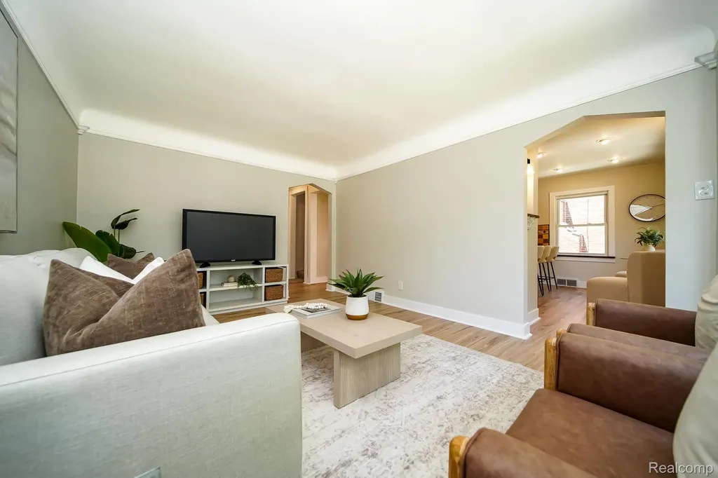 8076 Winona Avenue Allen Park City MI 48101