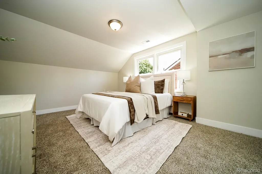 8076 Winona Avenue Allen Park City MI 48101