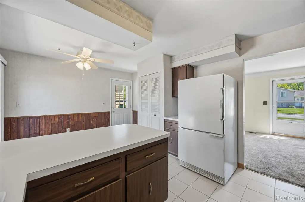 224 S Norma Street Westland City MI 48186