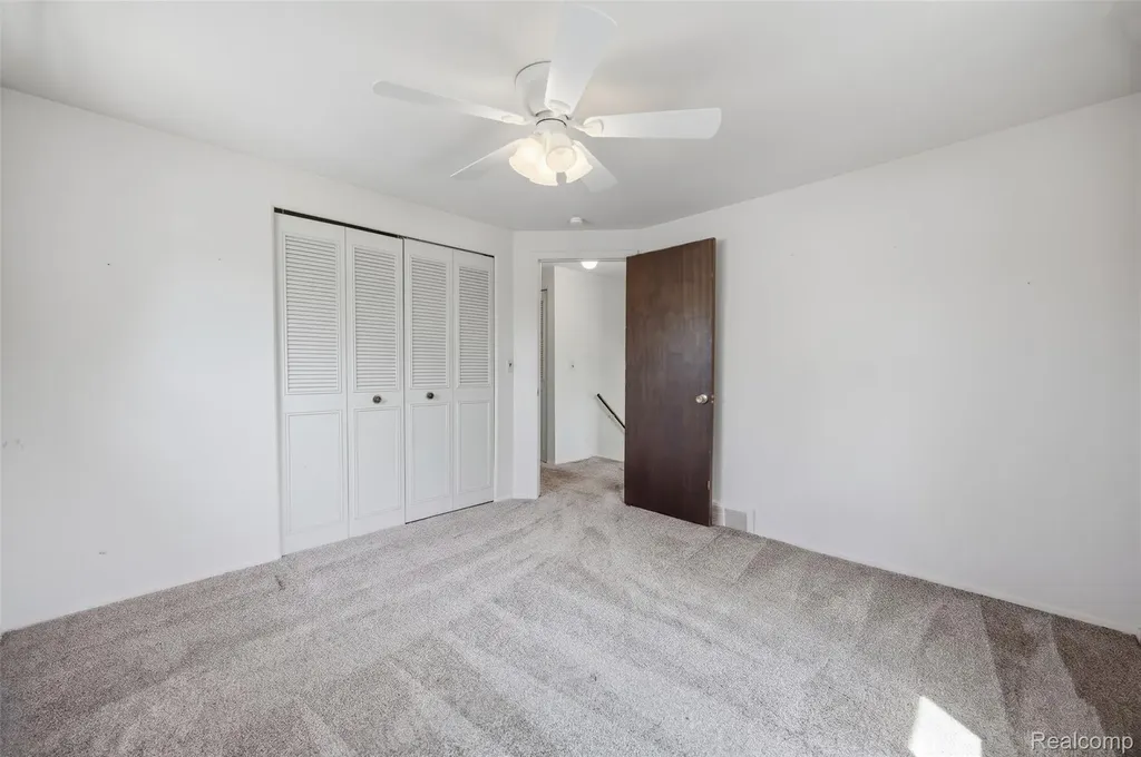 224 S Norma Street Westland City MI 48186