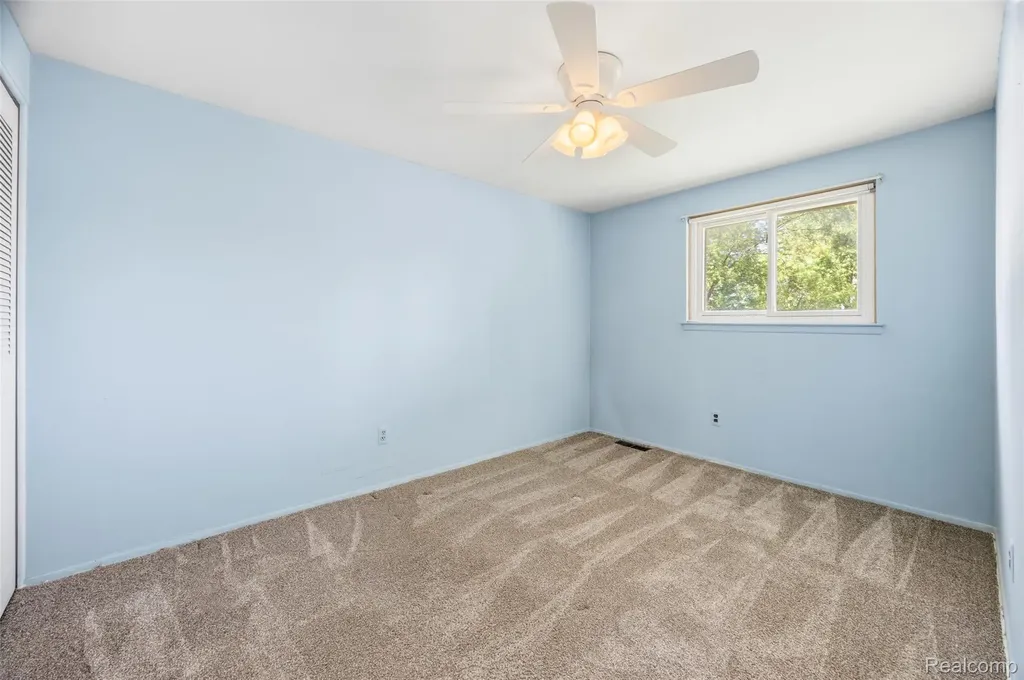 224 S Norma Street Westland City MI 48186