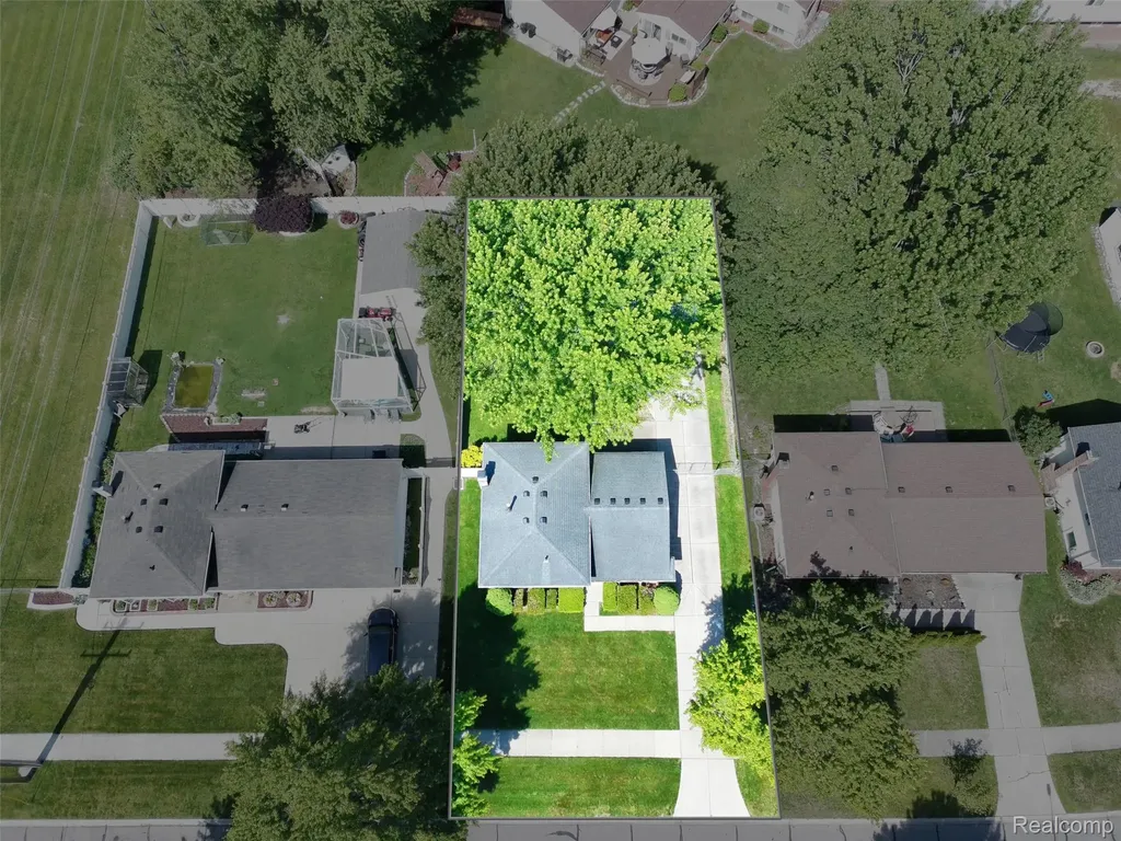 224 S Norma Street Westland City MI 48186