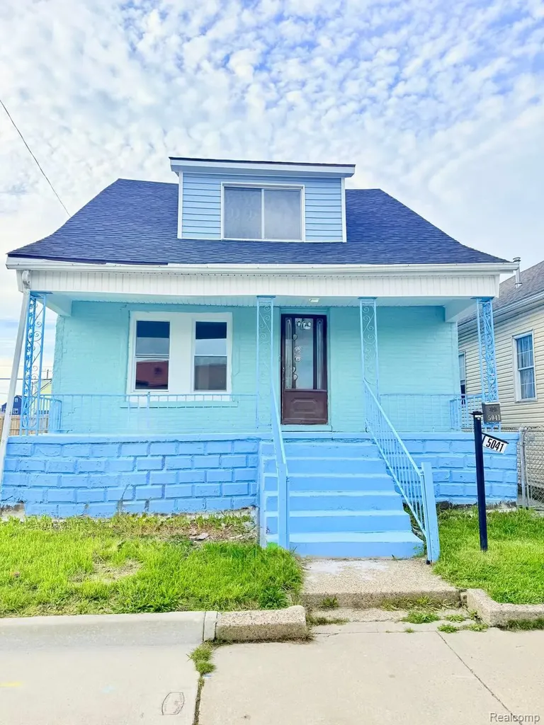 5041 Edwin Street Hamtramck City MI 48212