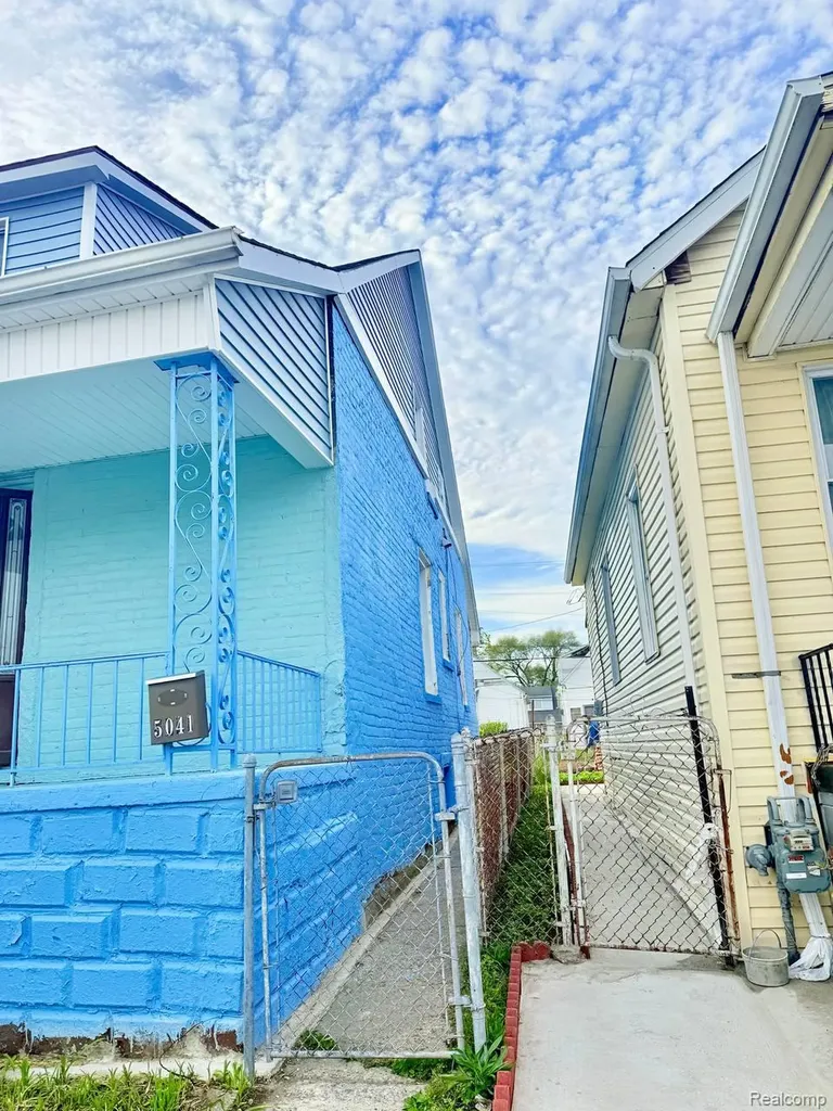 5041 Edwin Street Hamtramck City MI 48212