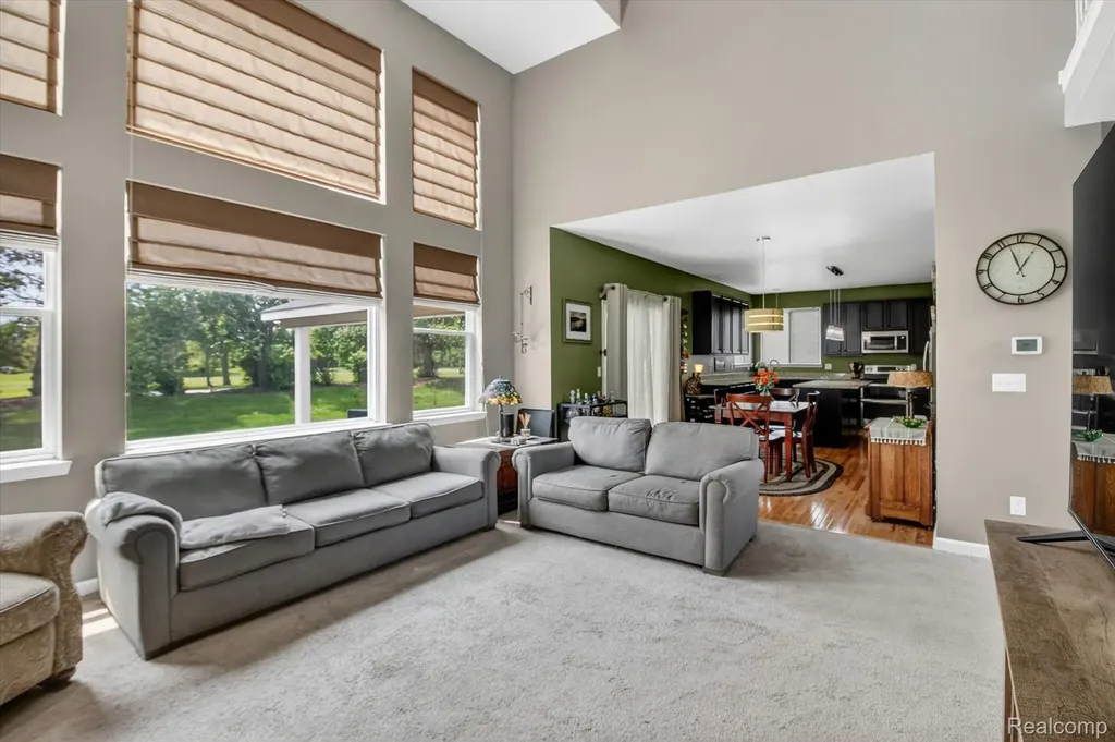 49271 Laguna Drive Van Buren Charter Township MI 48111