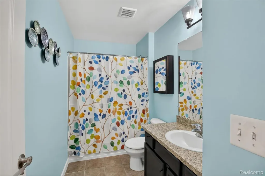49271 Laguna Drive Van Buren Charter Township MI 48111