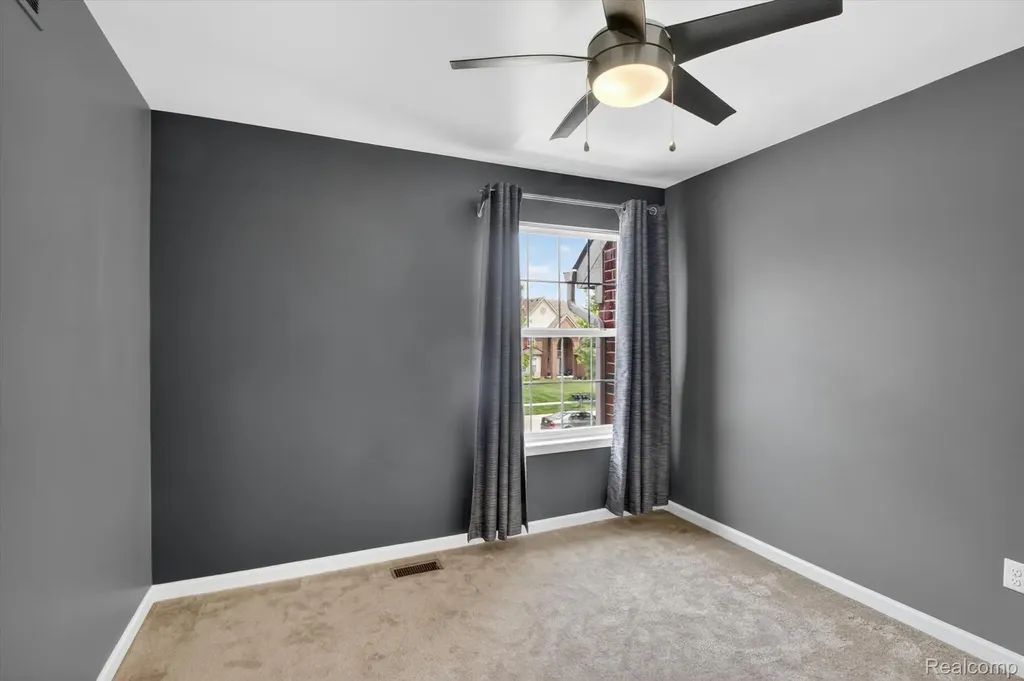 49271 Laguna Drive Van Buren Charter Township MI 48111
