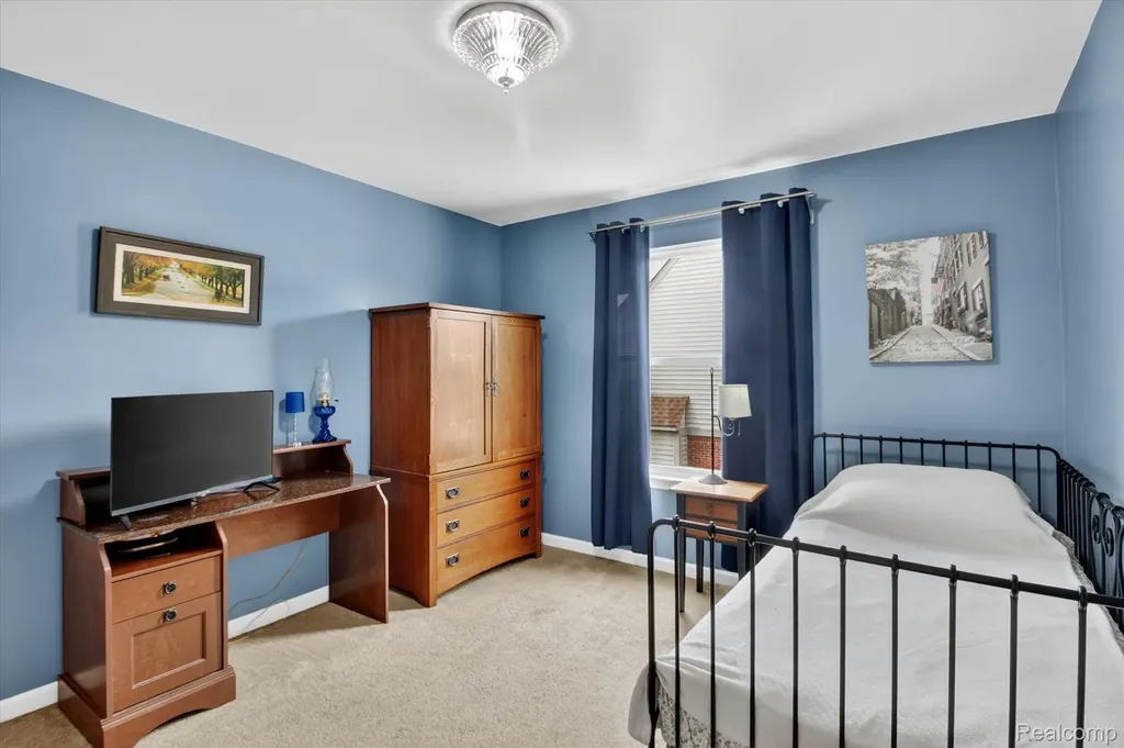 49271 Laguna Drive Van Buren Charter Township MI 48111