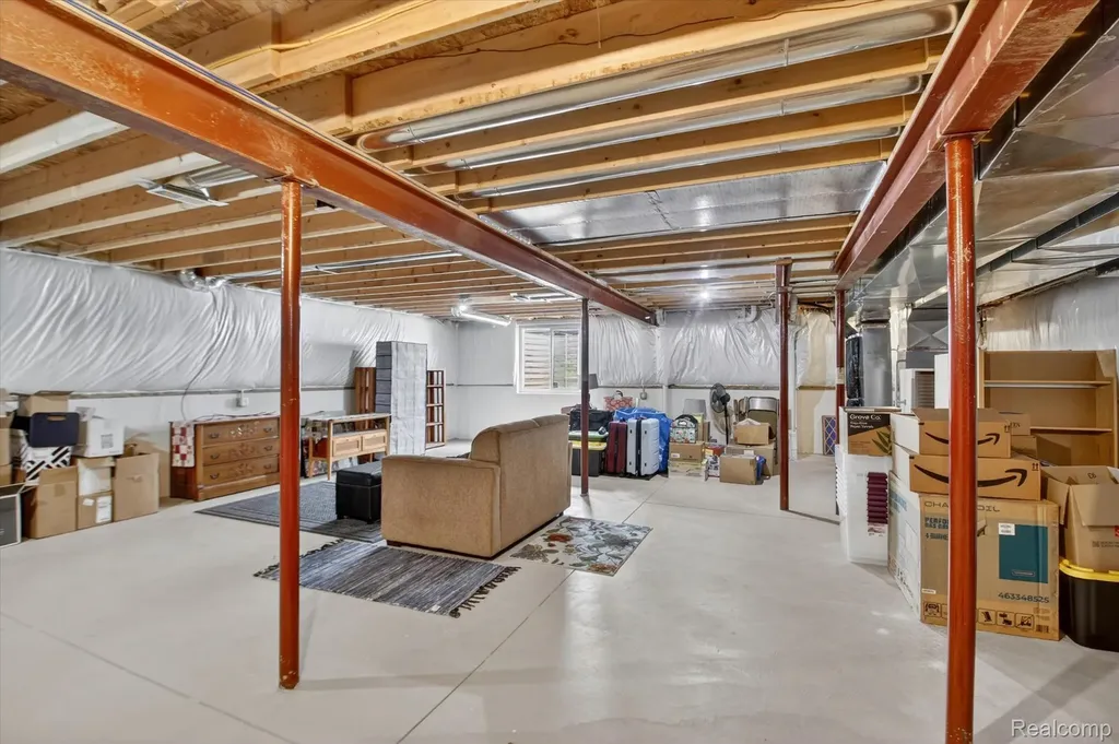 49271 Laguna Drive Van Buren Charter Township MI 48111
