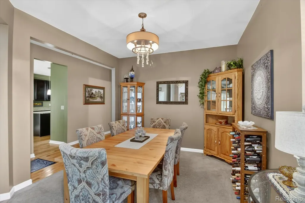 49271 Laguna Drive Van Buren Charter Township MI 48111
