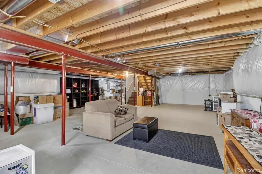 49271 Laguna Drive Van Buren Charter Township MI 48111