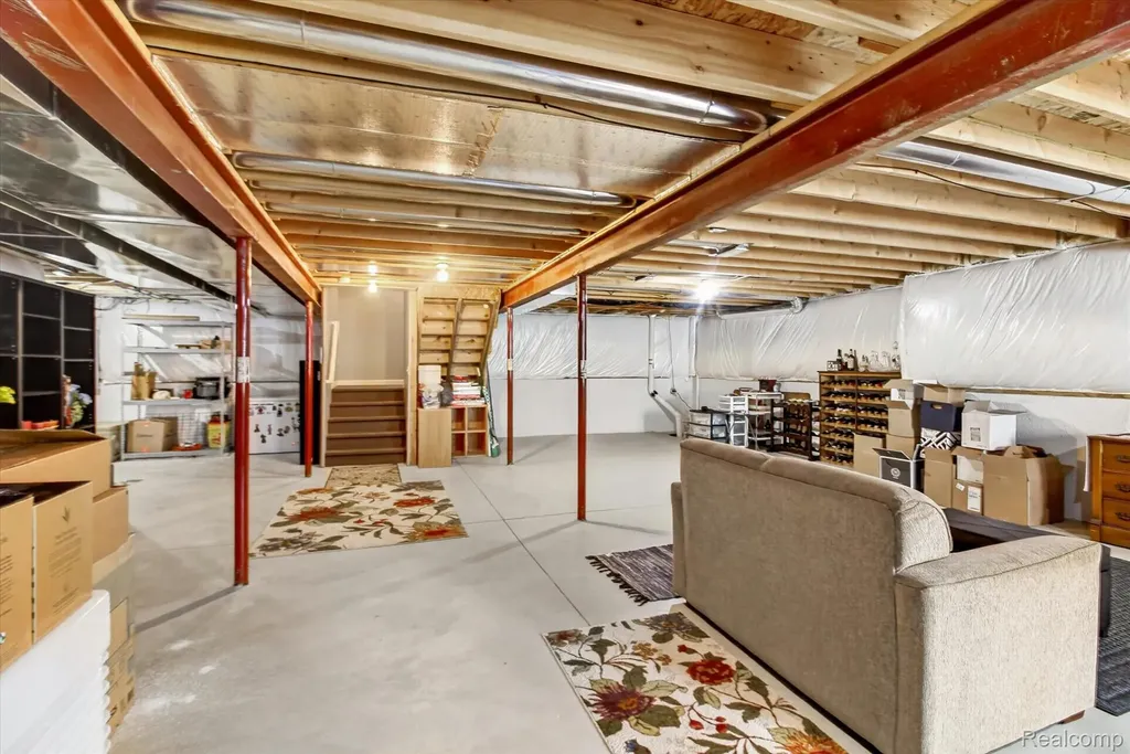 49271 Laguna Drive Van Buren Charter Township MI 48111