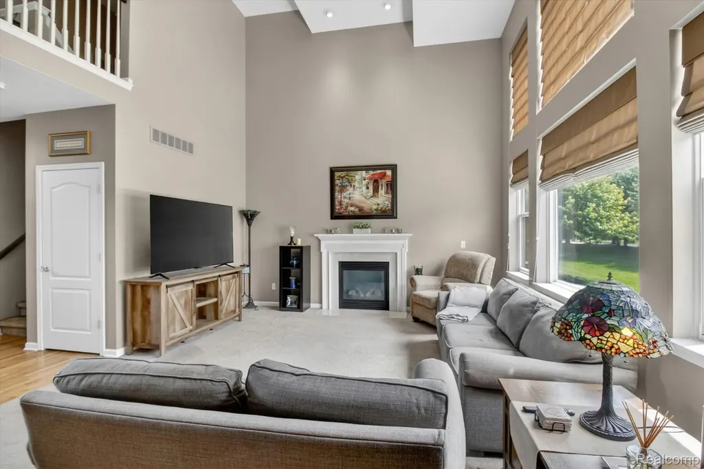 49271 Laguna Drive Van Buren Charter Township MI 48111