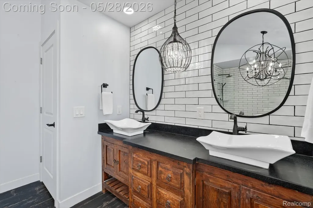 4717 Lonsberry Road Marathon Township MI 48421