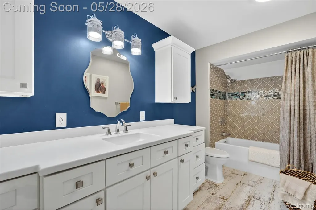 4717 Lonsberry Road Marathon Township MI 48421