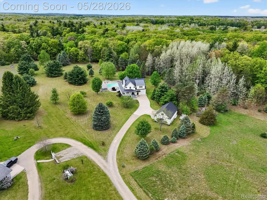 4717 Lonsberry Road Marathon Township MI 48421