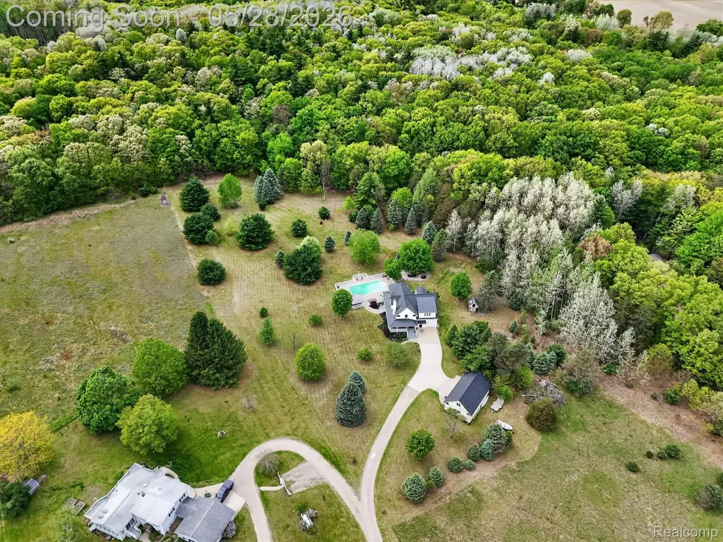 4717 Lonsberry Road Marathon Township MI 48421